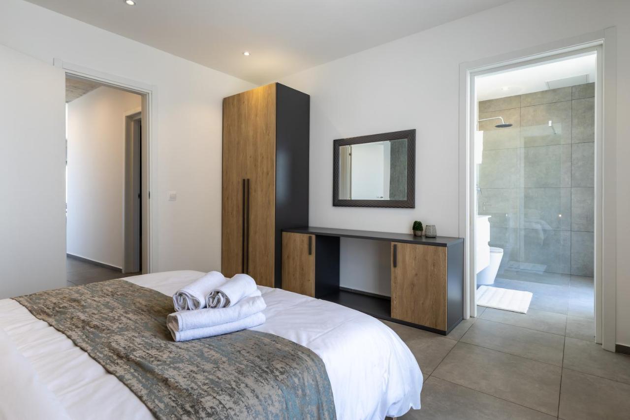 Seaside Luxury In Pembroke St Julians Exterior foto